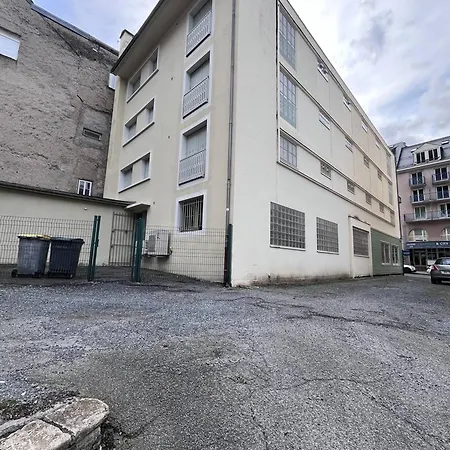 Spacieux Au Centre De Cauterets, 6 Pers., Skis Et Parking - Fr-1-812-46 Lejlighed